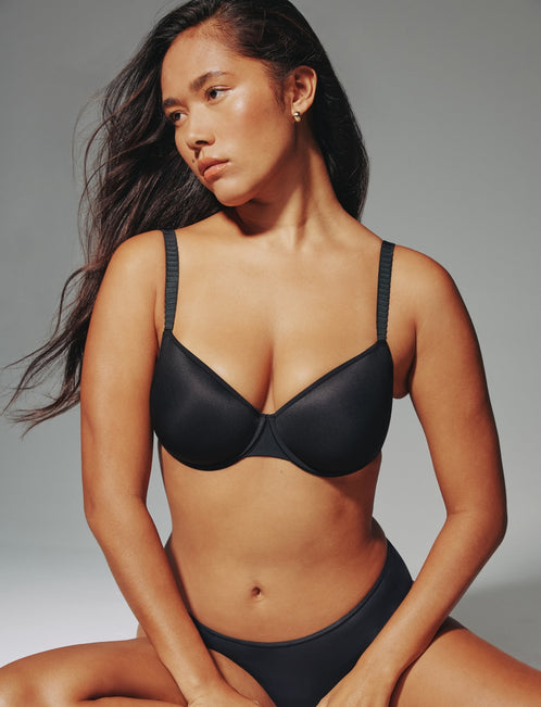 Gailife Deep V Bras for Women No Underwire Wireless Push Up Bra Seamless Plunge Bralette Comfort Supportive Bra Full Coverage